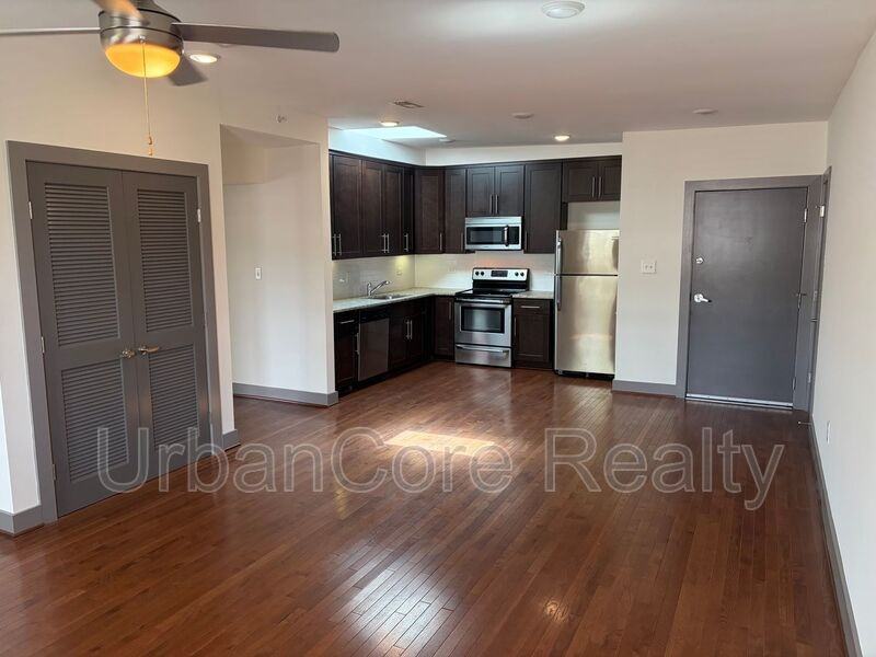 1400 N Arthur Ashe Blvd #208 - Photo 6 of 21