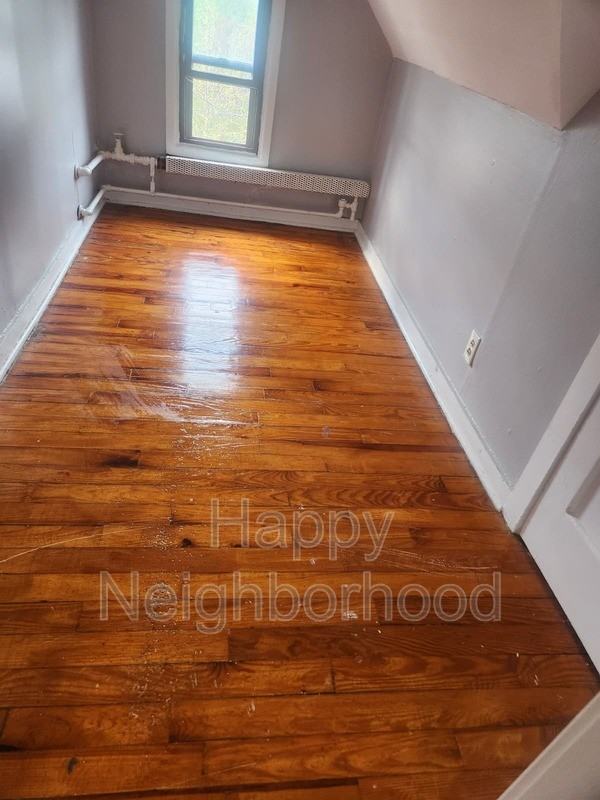 130 Bradley Avenueunit - Photo 2 of 13