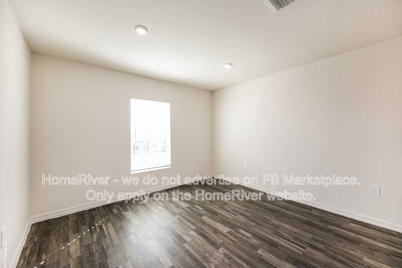 1822 Nw 27th Ter - Photo 5 of 19