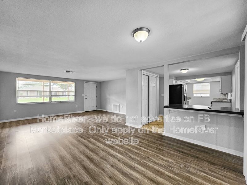 7832 Eugene Dr - Photo 7 of 24