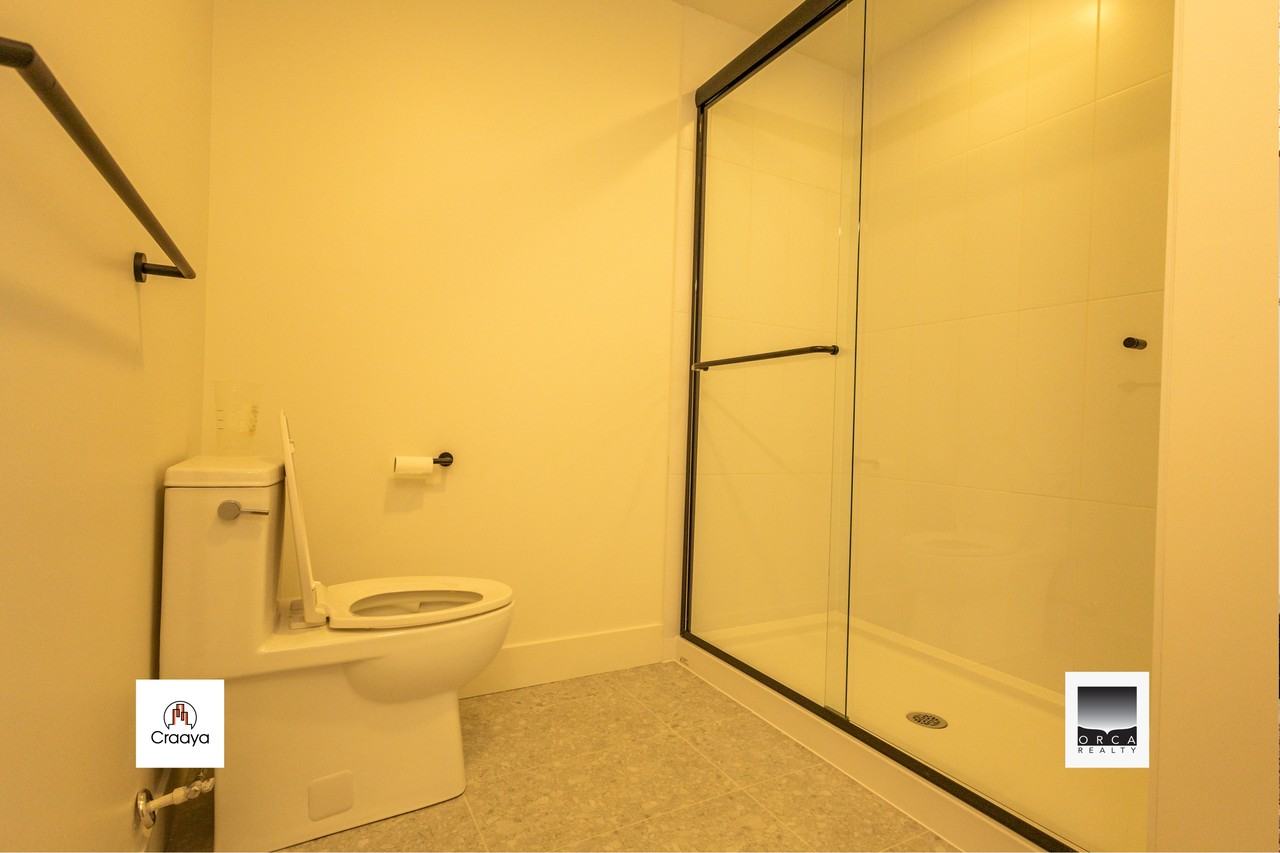 8117 200A Street #402 - Photo 6 of 11