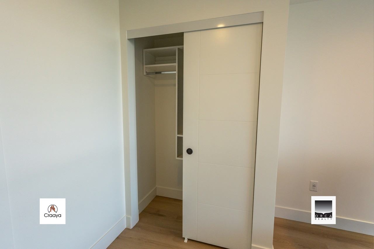 8117 200A Street #402 - Photo 5 of 11