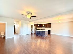 1530 Nw 29th Pl - Photo 1 of 1