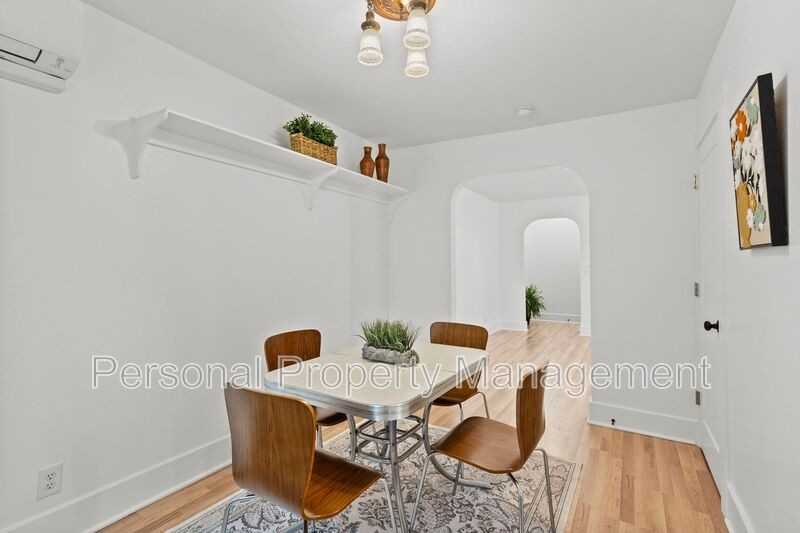 1346 Nw Couch St - Photo 7 of 39