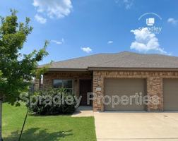 featured image of 202 Juniper Dr Unit A
