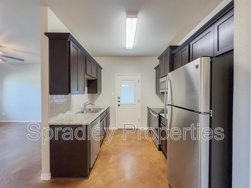 202 Juniper Dr Unit A - Photo 5 of 20