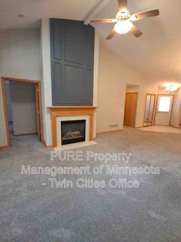 612 Lake View Dr - Photo 4 of 18