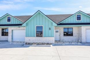 13771 Periwinkle Dr - Photo 1 of 1