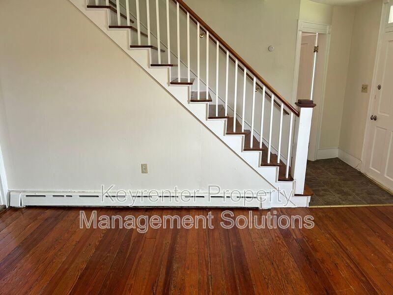 209 Tanner Ln - Photo 6 of 47
