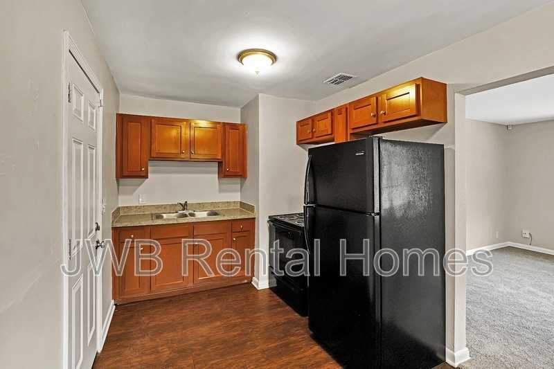 6863 W Virginia Ave - Photo 2 of 17