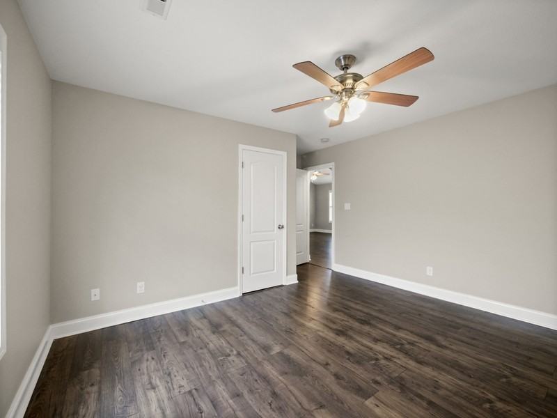 6554 Colossal Ln - Photo 6 of 9