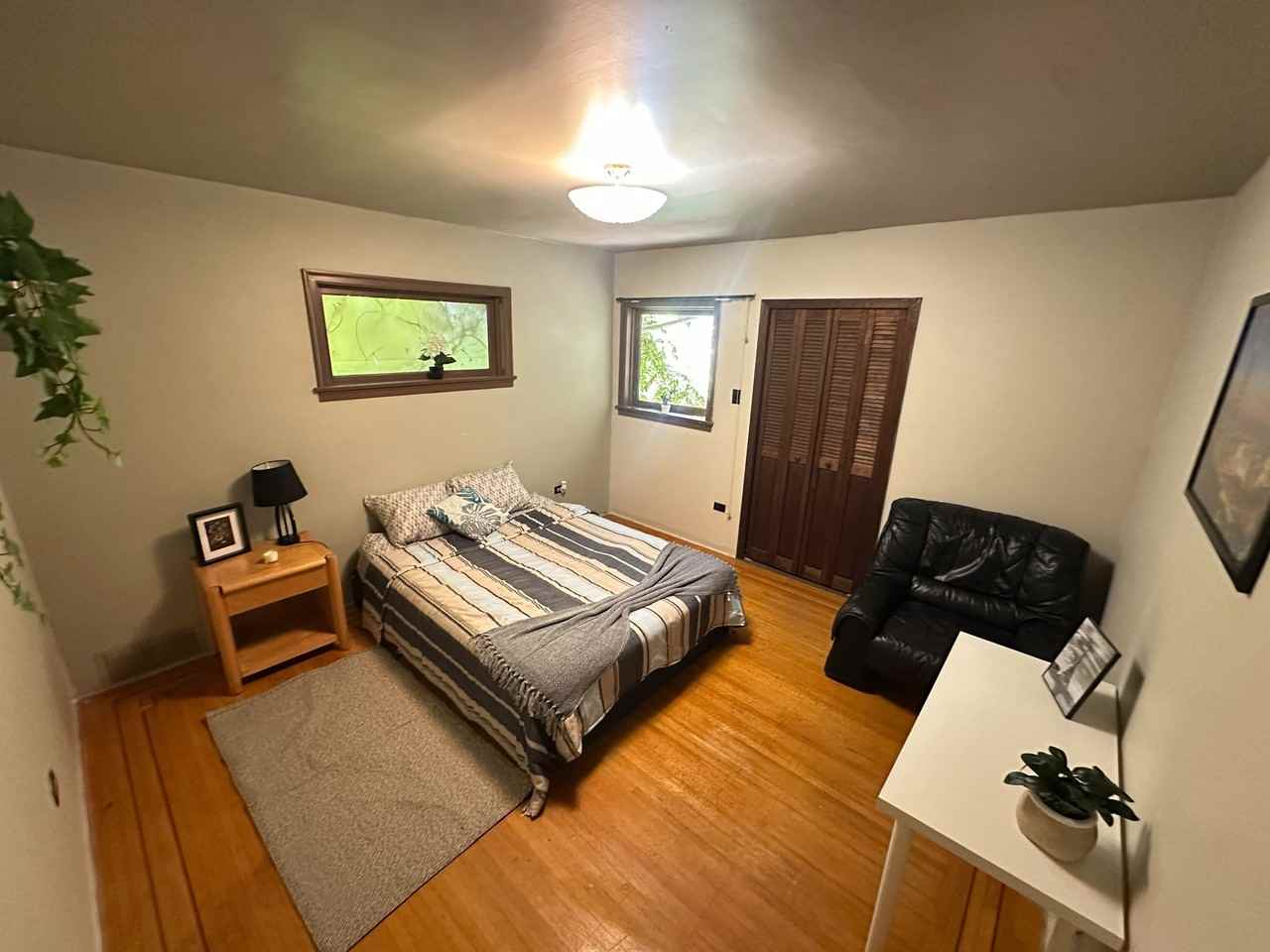 1671 West King Edward Avenue - Photo 3 of 4