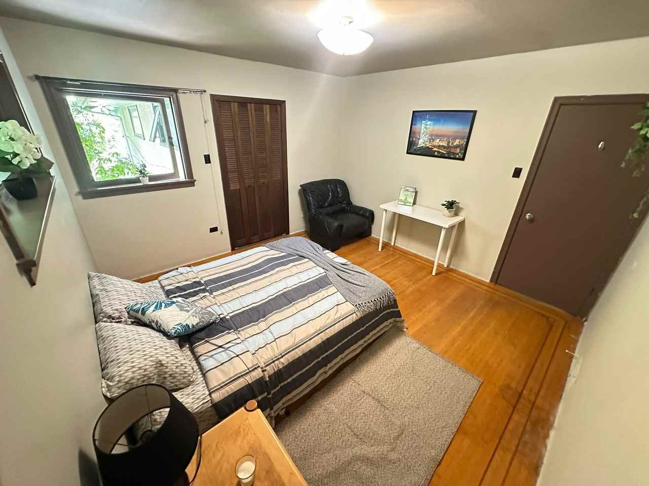 1671 West King Edward Avenue - Photo 4 of 4
