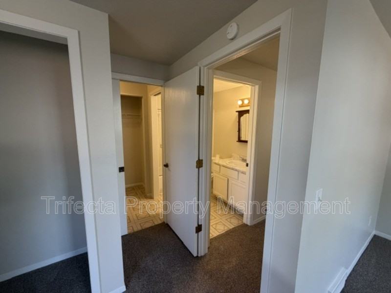 3313 Dunbar Ave - Photo 5 of 16
