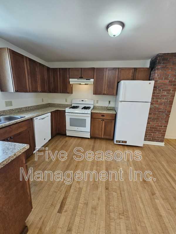 49 Intervale Ave - Photo 3 of 14