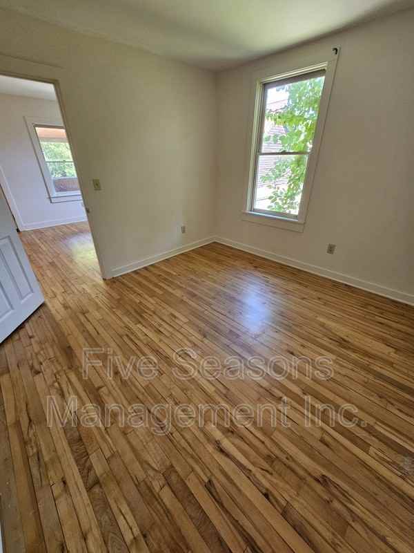 49 Intervale Ave - Photo 7 of 14