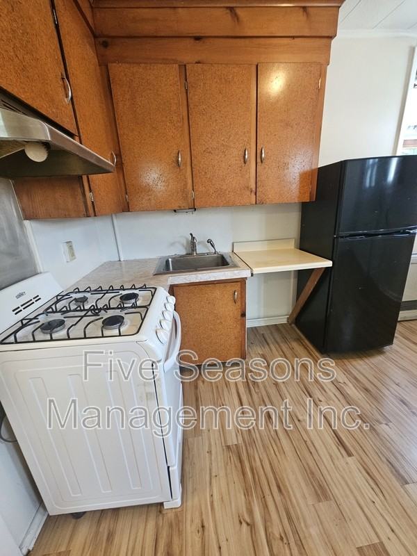 393 North St - Photo 3 of 11