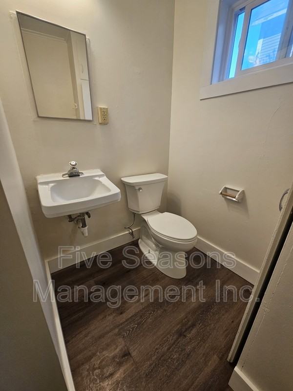 393 North St - Photo 4 of 11