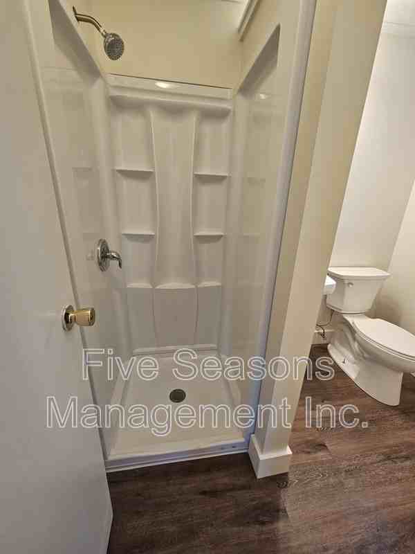 393 North St - Photo 5 of 11