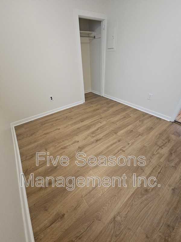393 North St - Photo 6 of 11