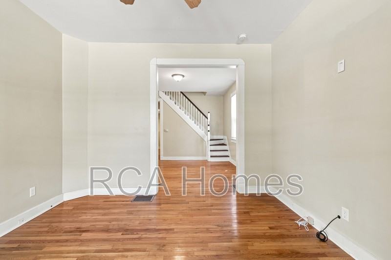 1013 E Morris St - Photo 4 of 10