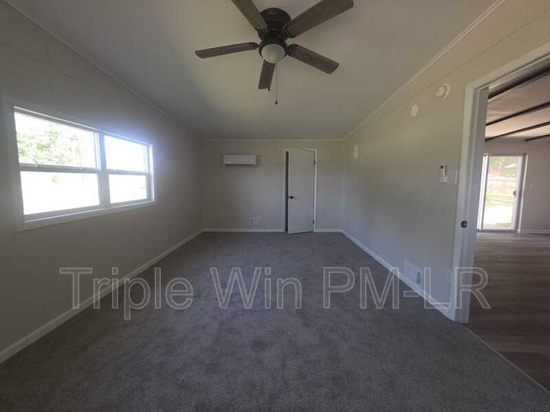 1516 Gregory St - Photo 6 of 36