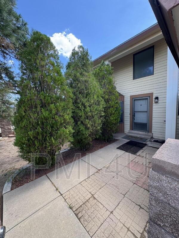 10412 La Paz Dr Nw - Photo 3 of 32