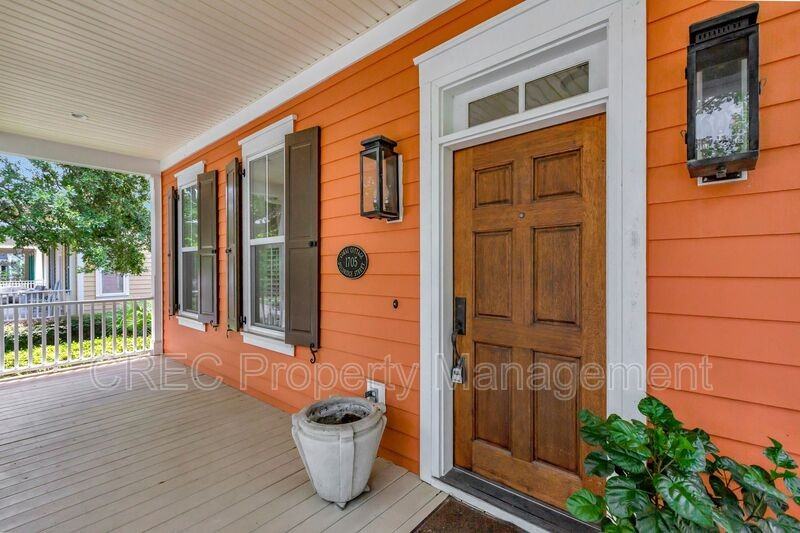 1705 Doldridge St - Photo 5 of 39