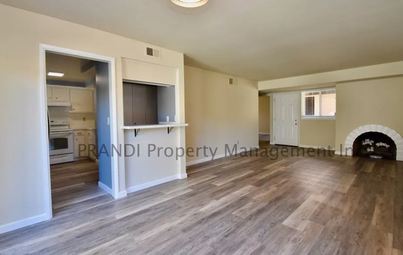 45 Grande Paseo - Photo 2 of 14