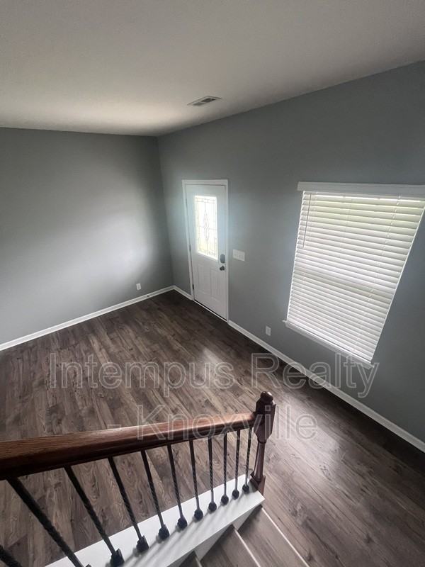 5469 Calvert Ln - Photo 4 of 43