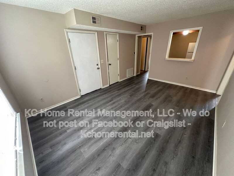 838 Saddlewood St #B - Photo 4 of 23