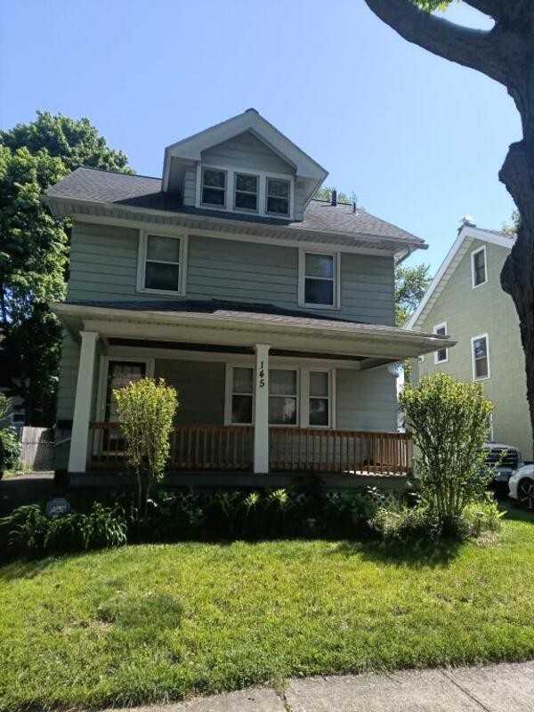 145 Macbeth St
