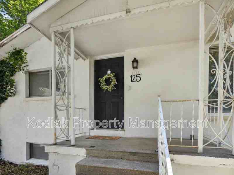 125 Sw - Photo 2 of 30