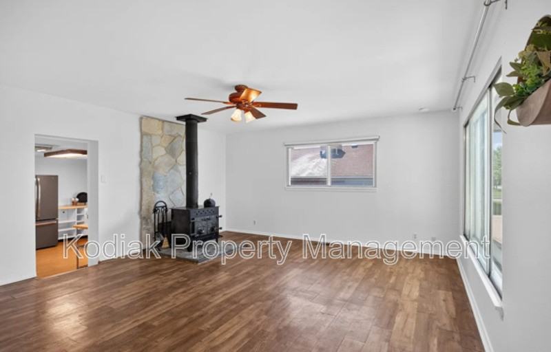 125 Sw - Photo 6 of 30