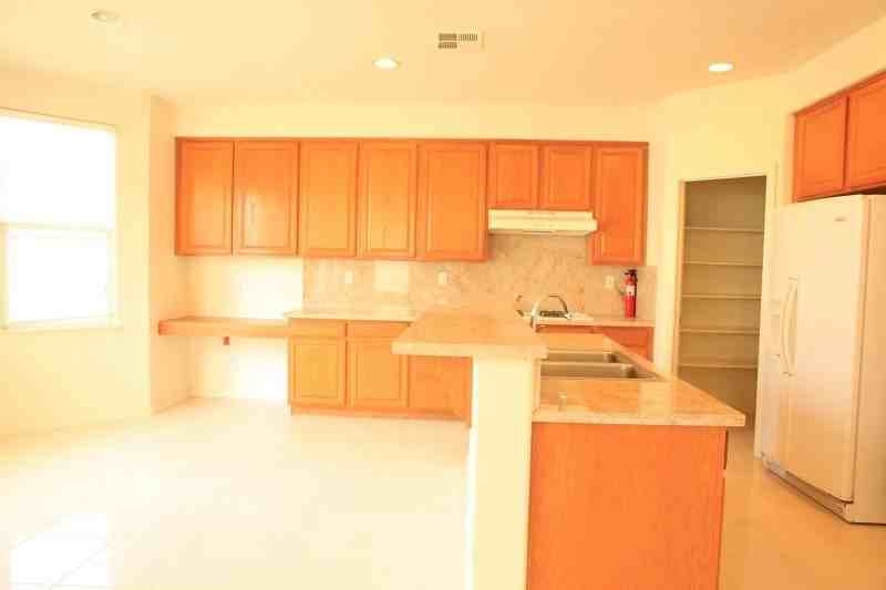 1516 Whispering Oaks Way - Photo 2 of 23