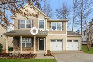featured image of 118 W Cavendish Dr
