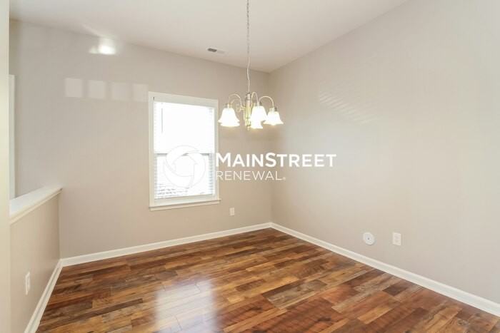 118 W Cavendish Dr - Photo 6 of 17