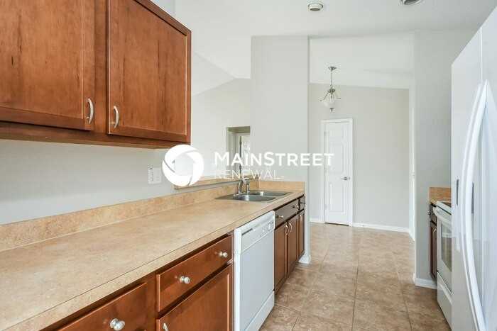 1610 Merrimack Ct - Photo 7 of 19