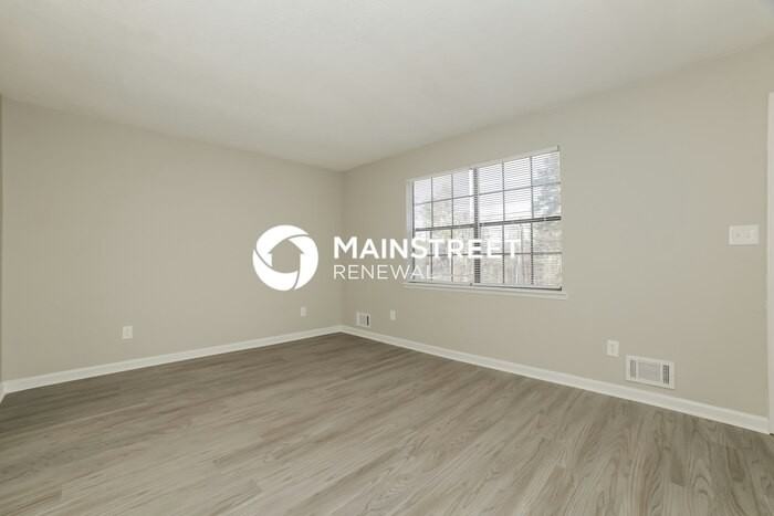 3847 Rocklane Ct - Photo 3 of 17