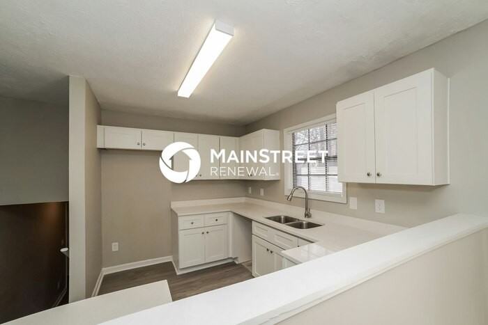 3847 Rocklane Ct - Photo 5 of 17