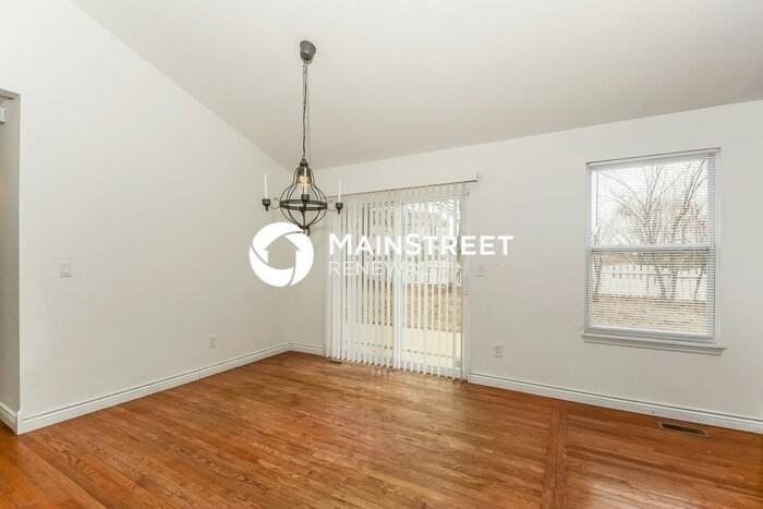 9 Red Cedar Parc Ct - Photo 6 of 16