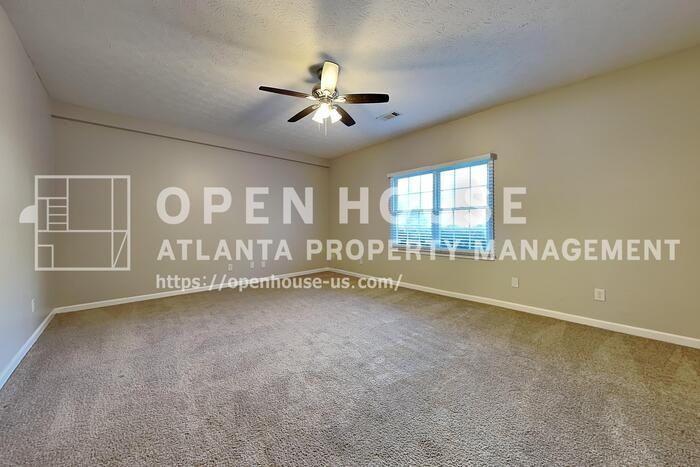 2290 Huntington Dr - Photo 6 of 23
