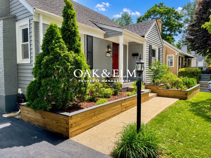 4008 Brownlee Rd - Photo 2 of 39