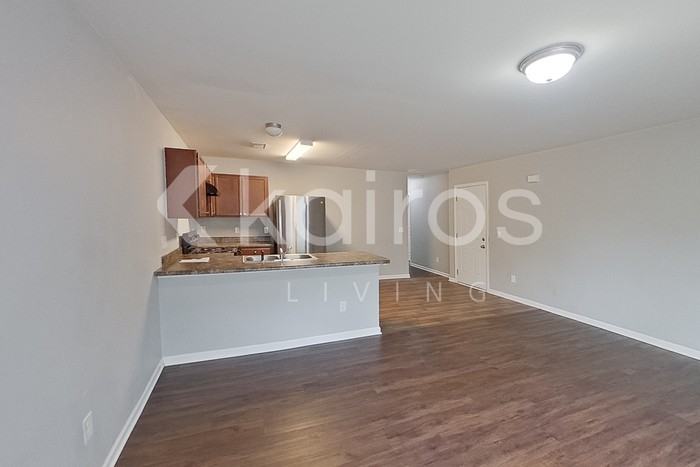 1010 E Macree Ter - Photo 5 of 20