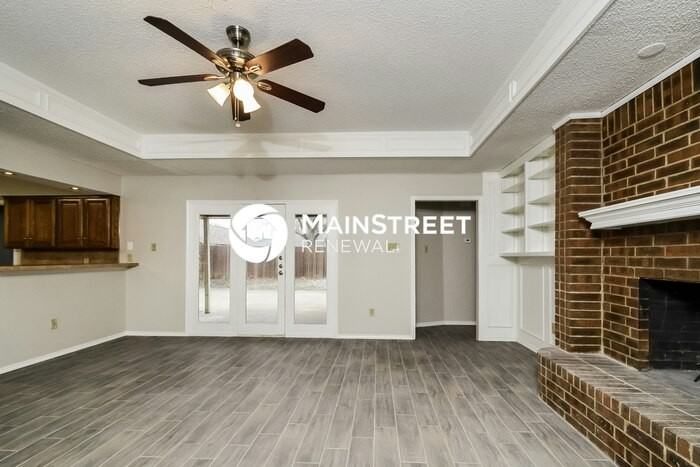 5617 Bogota Dr - Photo 3 of 15