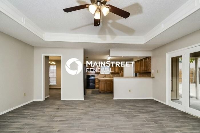5617 Bogota Dr - Photo 5 of 15