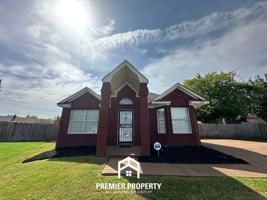 featured image of 5340 Village Oak Cv