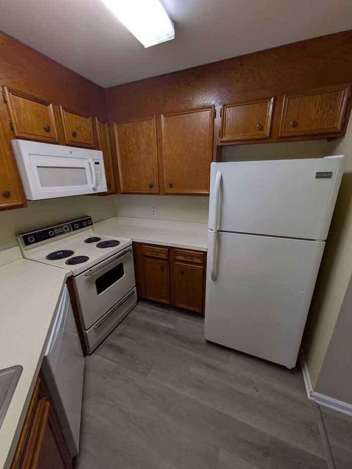 2169 6th St Nw - Photo 4 of 13