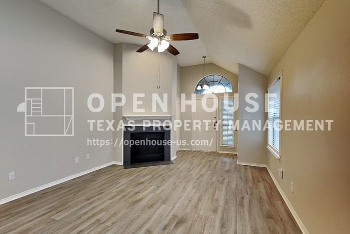 6928 Brixham Dr - Photo 4 of 20
