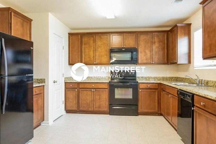 2520 Queen Bee Dr - Photo 5 of 15